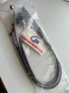 71030 Goodridge Ds650 Braided Stainless Front Brake Kit 71030 Goodridge Ds650 Braided Stainless Front Brake Kit