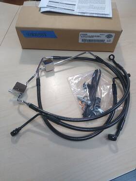 41800558 Harley-davidson Harley- New Lower Diamond Black Front Brake Line Kit