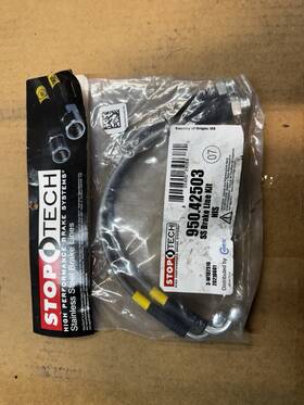 950.42503 Stoptech 2003-2005 G35/350z Rear Brake Line Stainless Steel