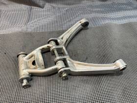 26h-2217a-01-35 Yamaha 1983 Venture Xvz1200 Rear Back Suspension Link Linkage