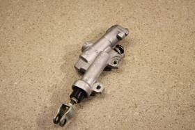 Bmf-2583v-00-00 Yamaha 2024 Yz250f Rear Brake Master Cylinder Assembly 2181 S82